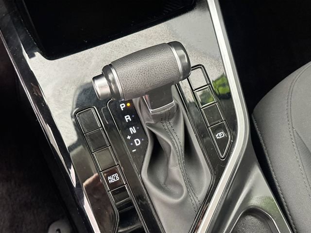 Used 2023 Kia Niro LX image 14