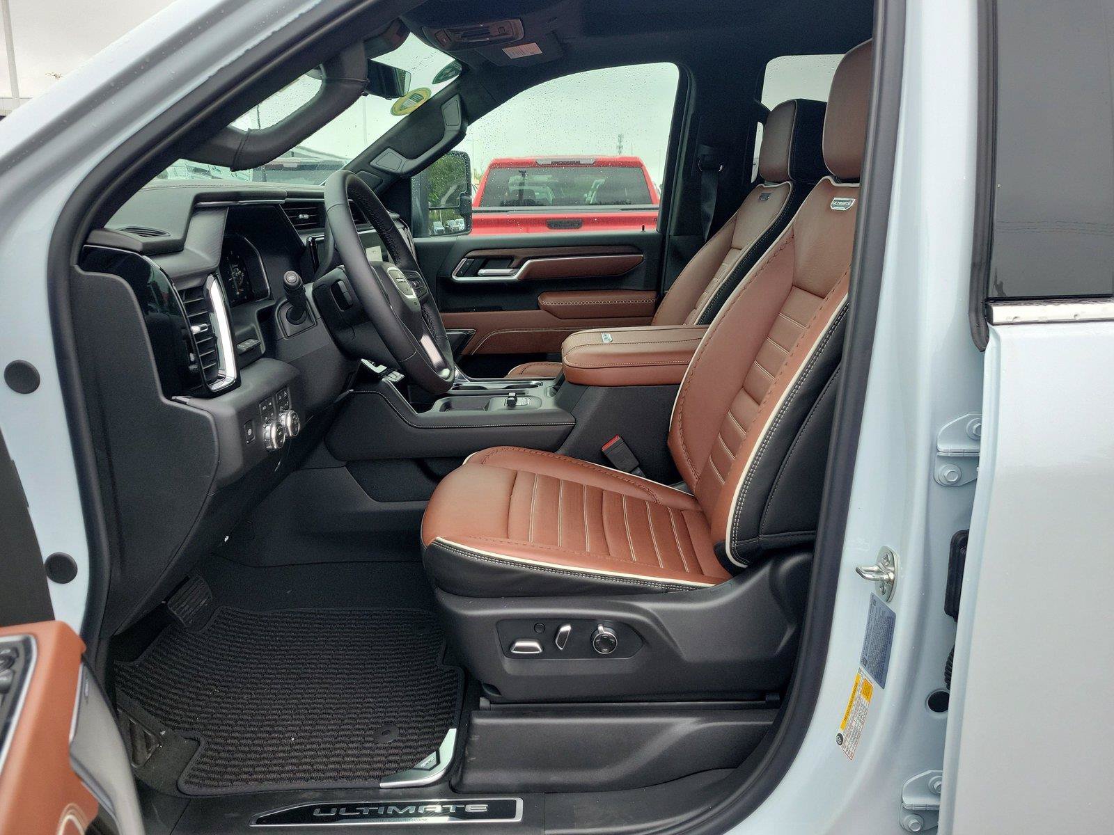 New 2026 GMC Sierra 2500 Denali Ultimate w/ LPO, Black Badging Package AWD/4WD image 15