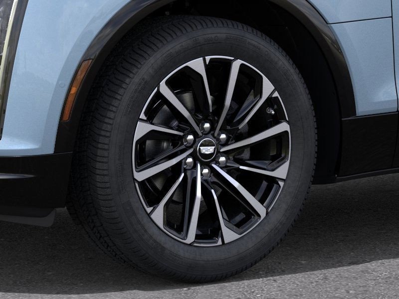 Used 2025 Cadillac Lyriq Sport image 10