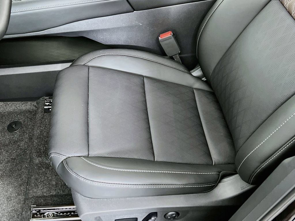 New 2026 Nissan Murano Platinum w/ Cargo Package AWD/4WD image 17