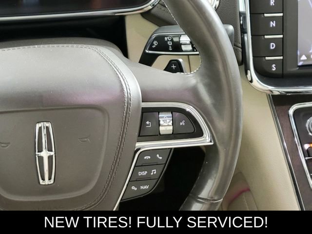 Used 2017 Lincoln Continental Select w/ Climate Package image 28