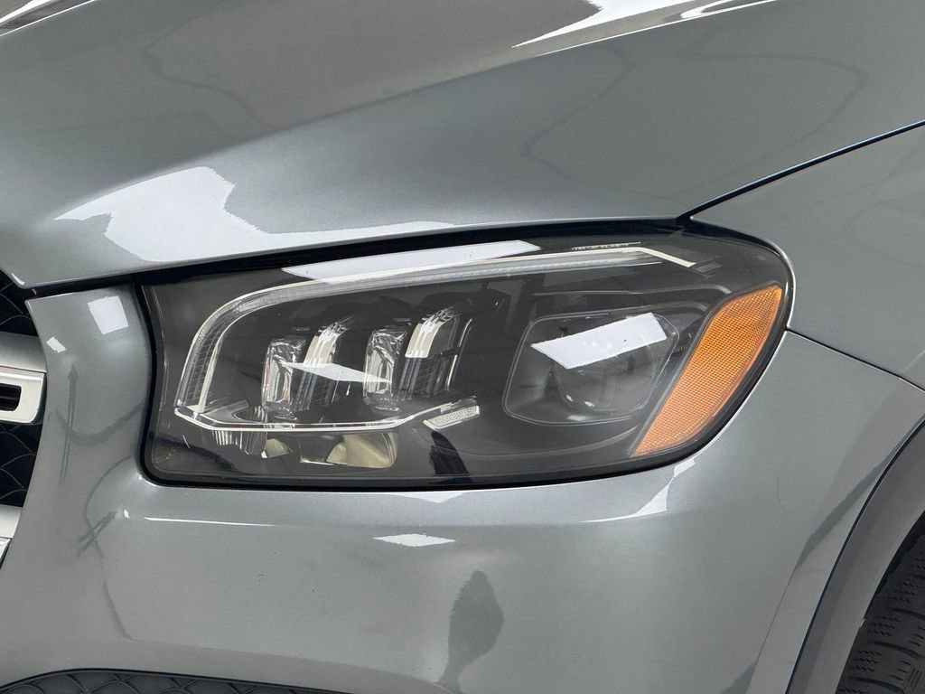 Used 2020 Mercedes-Benz GLS 450 4MATIC image 45