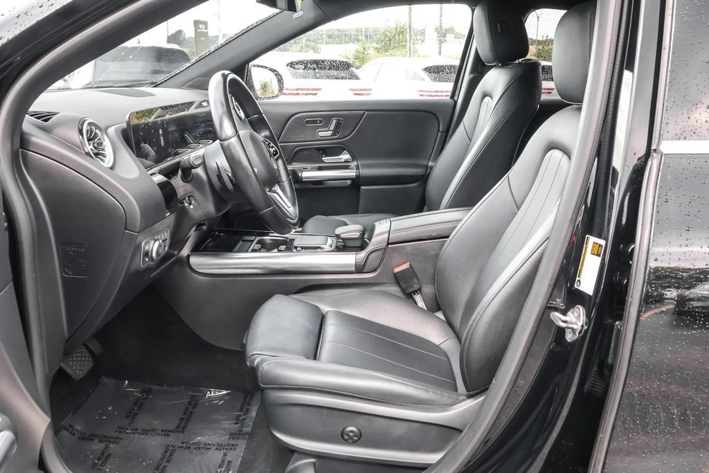 Used 2023 Mercedes-Benz GLA 250 4MATIC image 5