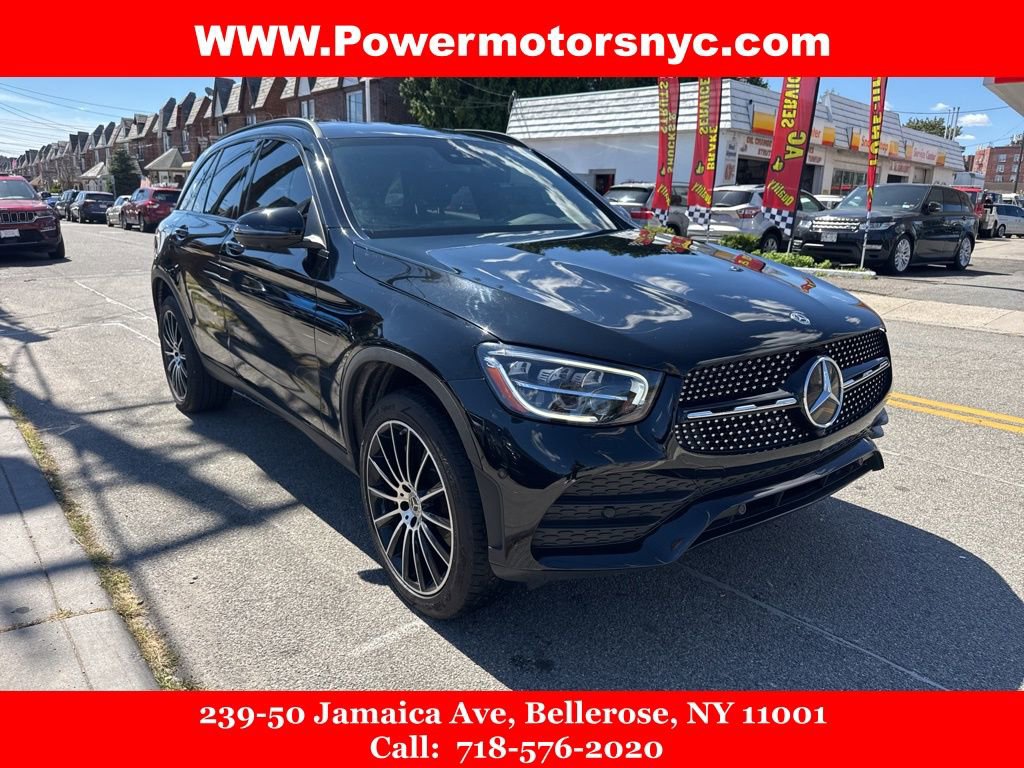 Used 2022 Mercedes-Benz GLC 300 4MATIC w/ AMG Line image 7