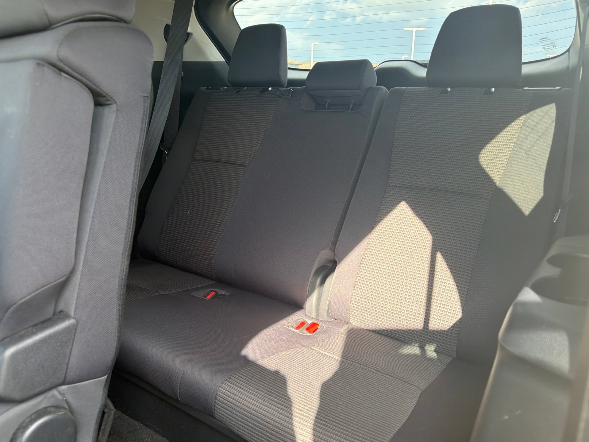 Used 2023 Toyota Highlander L FWD image 12