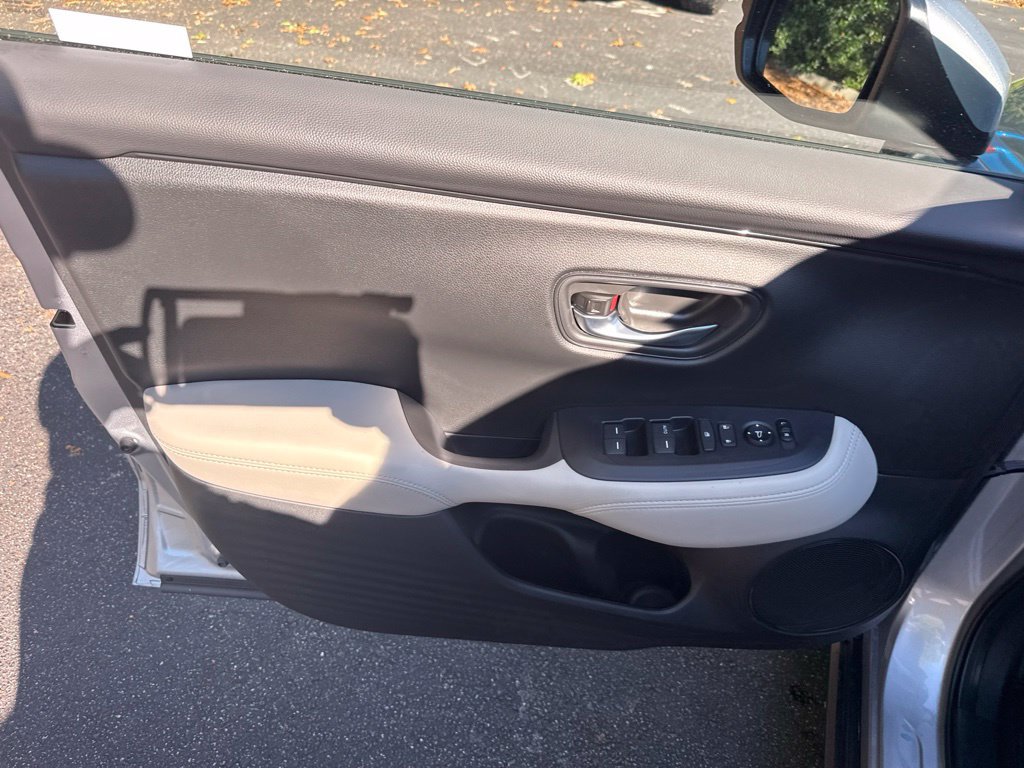 New 2027 Honda HR-V LX image 20