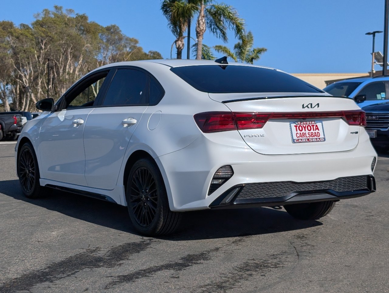 Used 2024 Kia Forte GT-Line w/ GT-Line Premium Package FWD image 12
