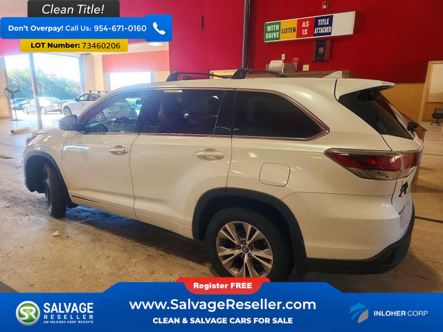 Used 2016 Toyota Highlander LE AWD/4WD image 3