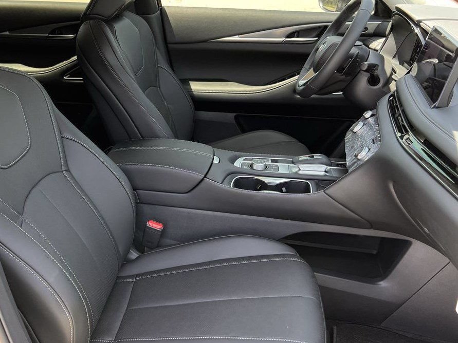 New 2027 INFINITI QX60 Luxe w/ Cargo Package FWD image 23