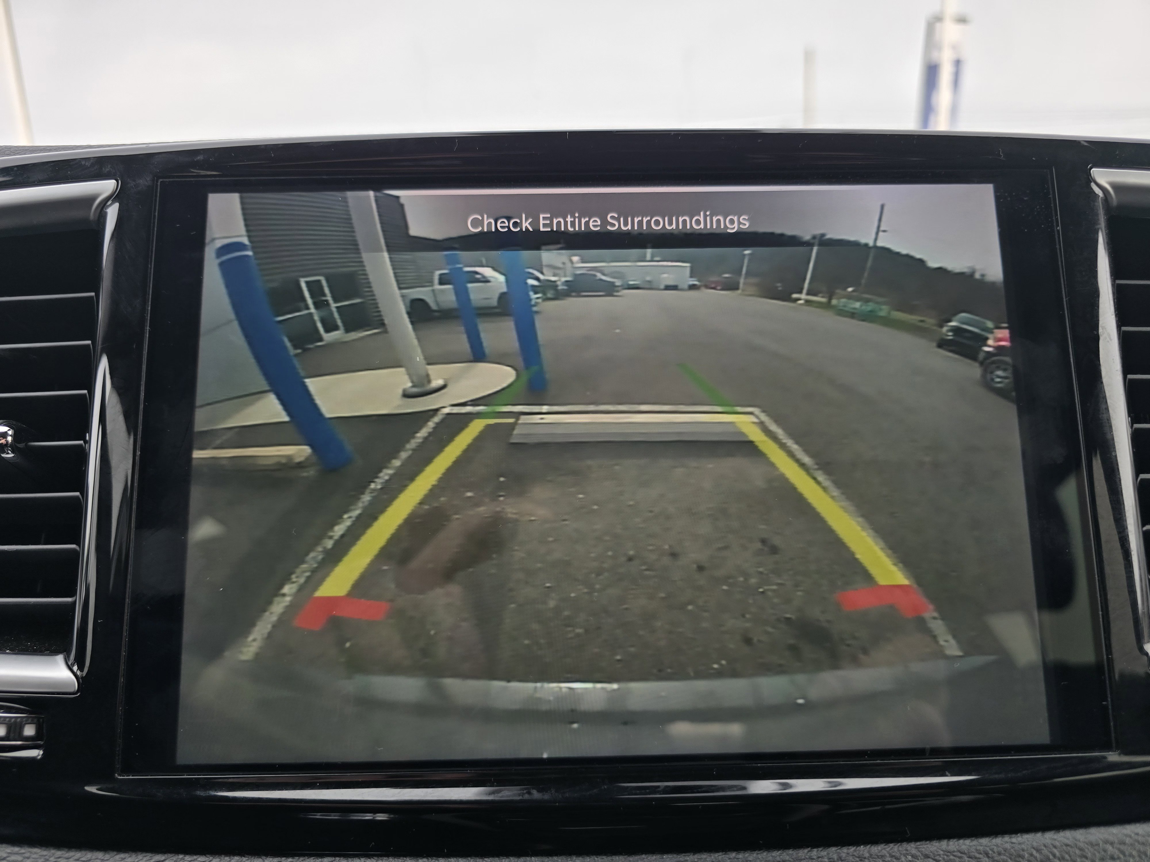 Used 2023 Chrysler Pacifica Limited image 29