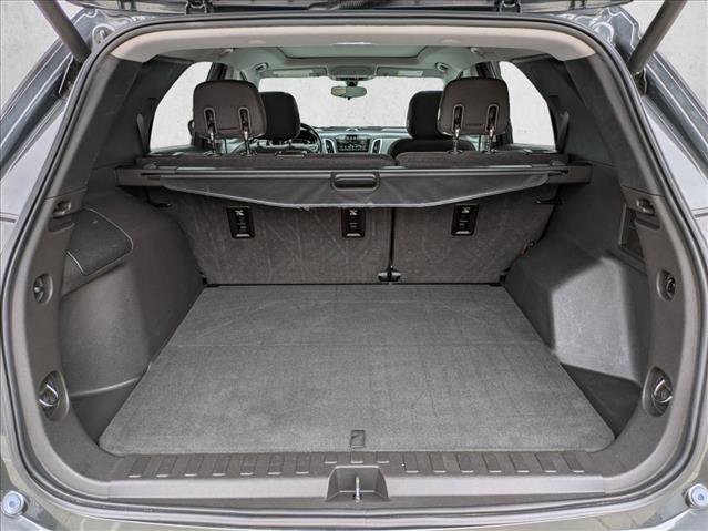 Used 2018 Chevrolet Equinox LT FWD image 8