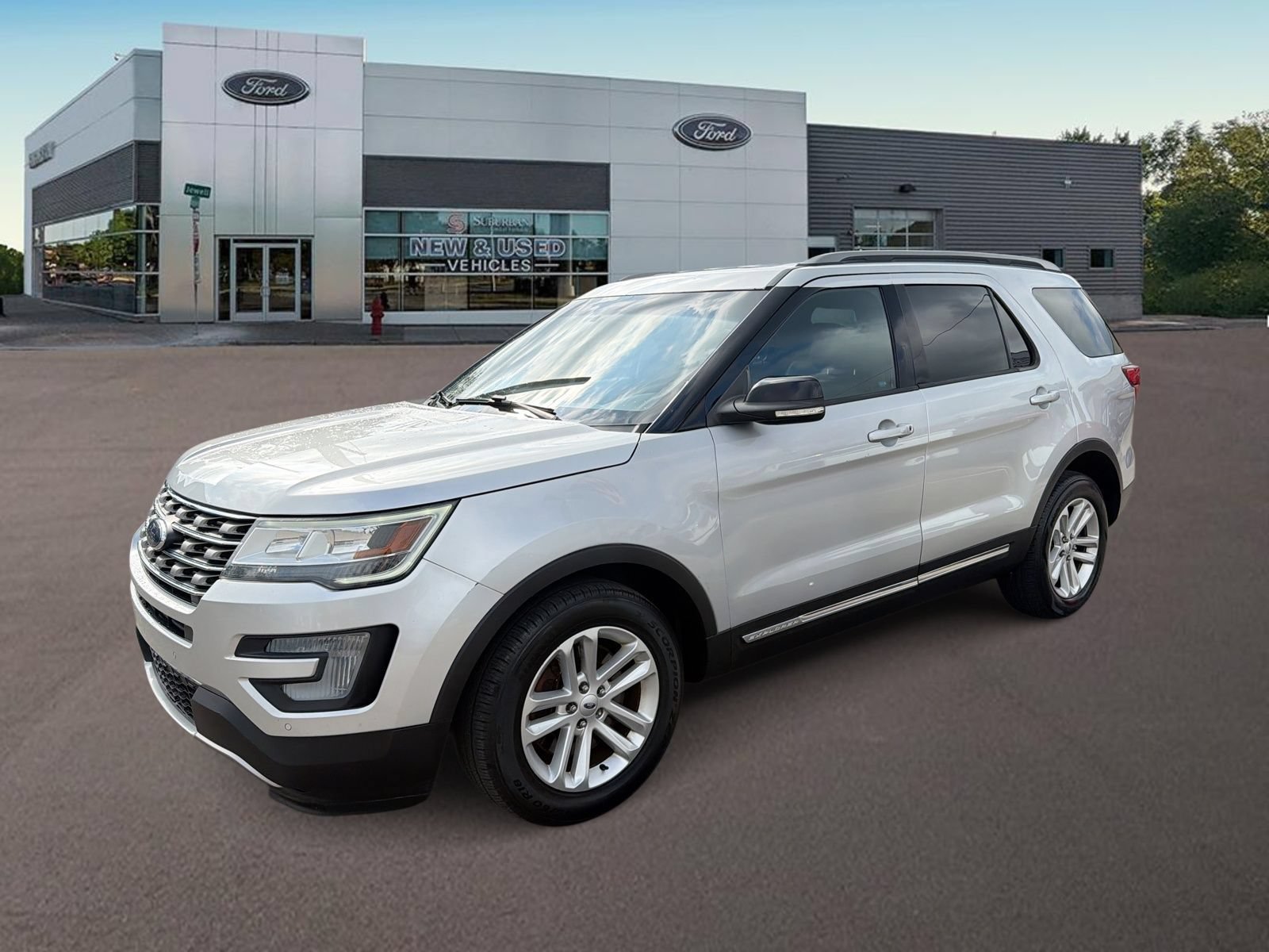 Used 2017 Ford Explorer XLT w/ Equipment Group 202A