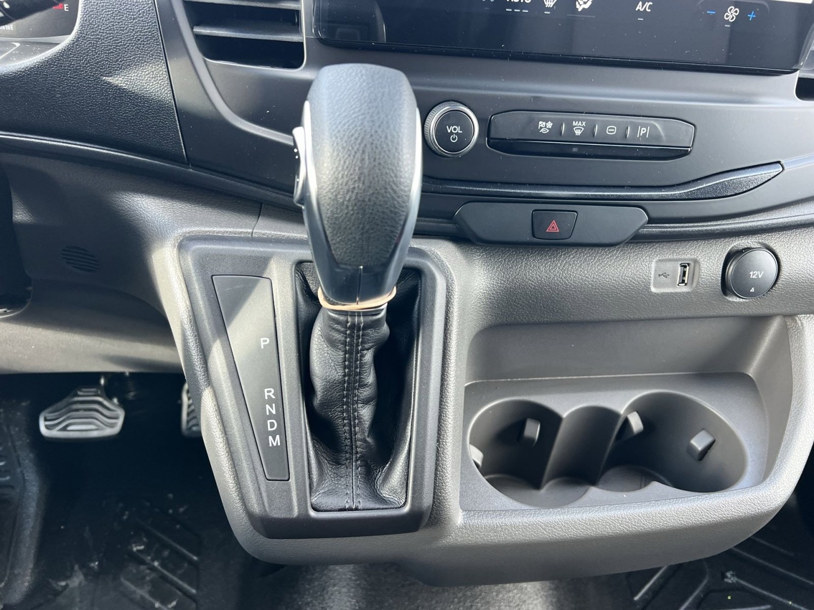 New 2026 Ford Transit 150 Low Roof image 21