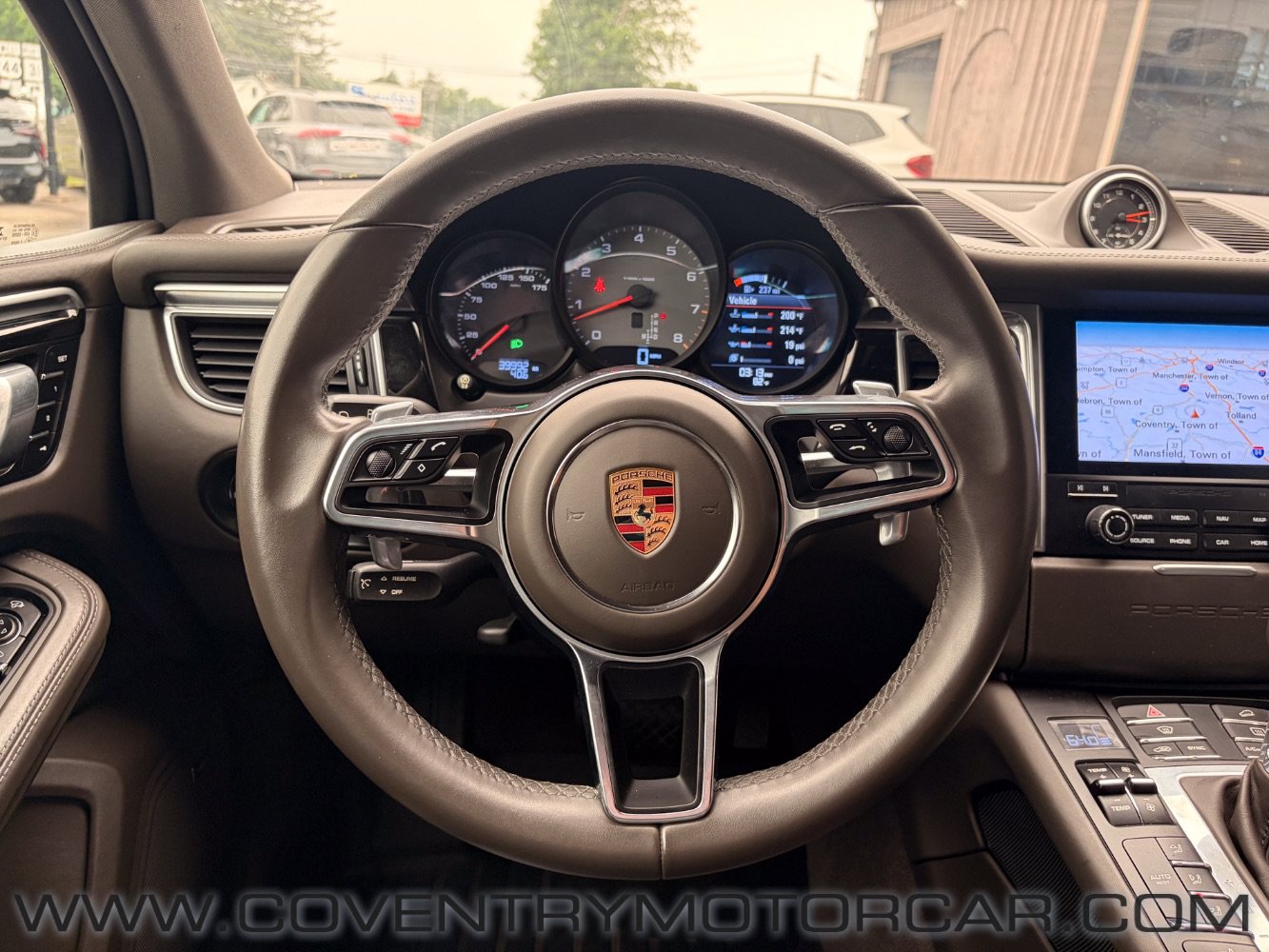 Used 2018 Porsche Macan S AWD/4WD image 25