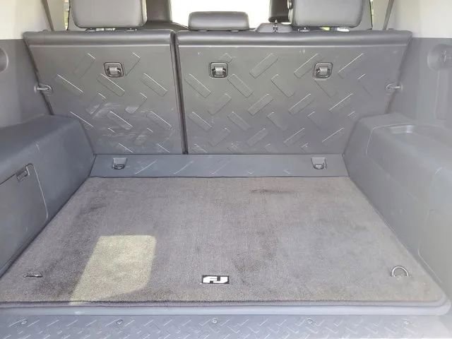 Used 2013 Toyota FJ Cruiser 4WD image 11