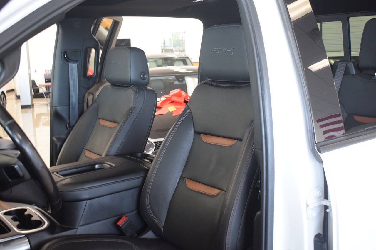 Used 2020 GMC Sierra 2500 AT4 w/ AT4 Premium Package AWD/4WD image 37
