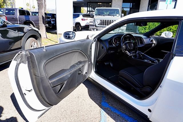 Used 2019 Dodge Challenger SRT Hellcat Redeye image 41
