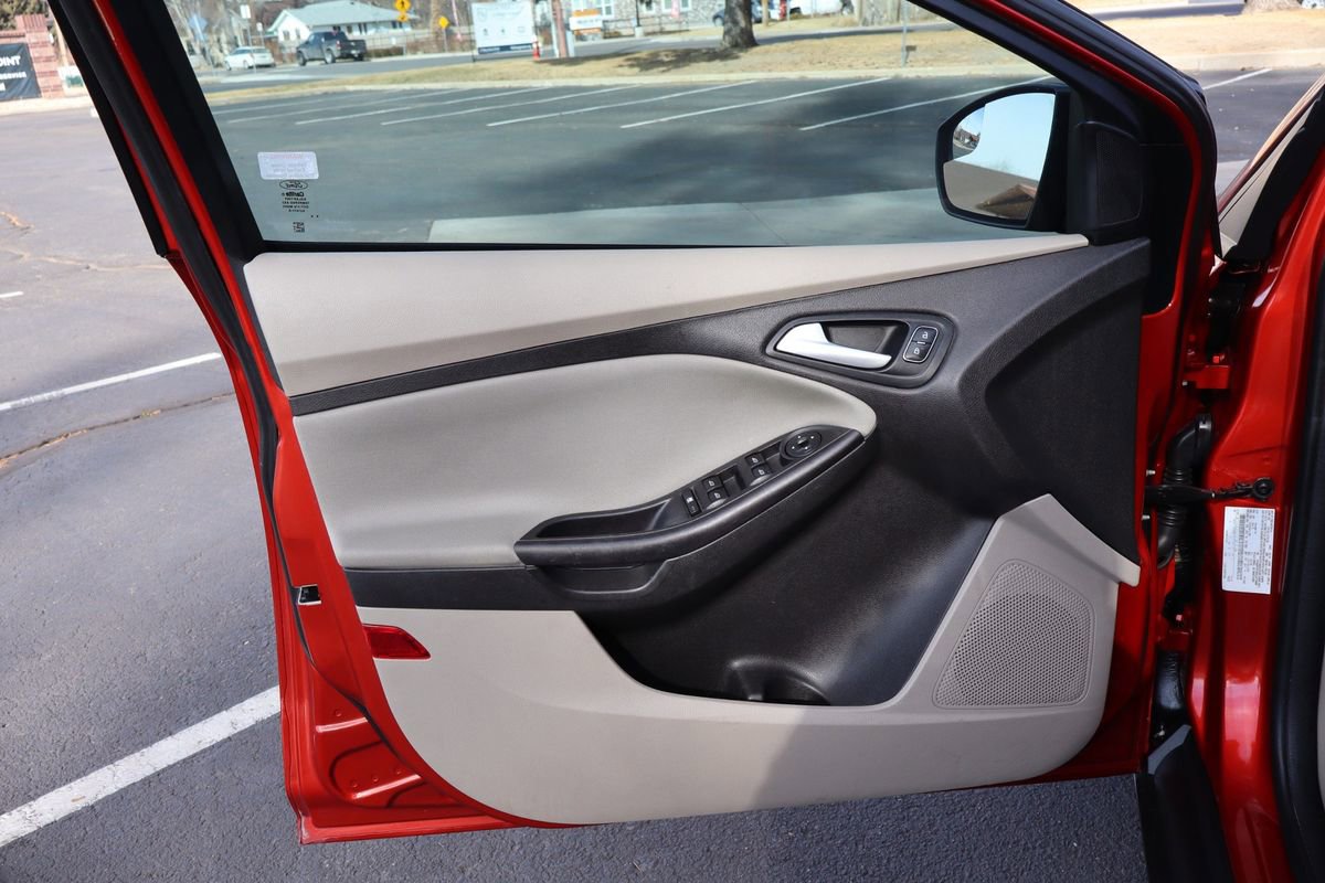 Used 2018 Ford Focus SE image 23