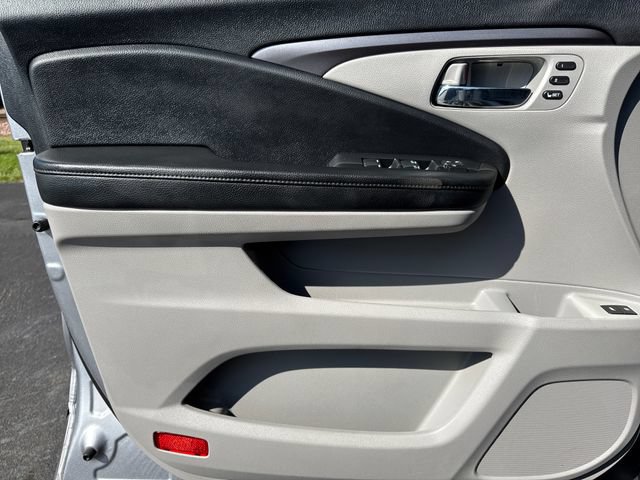 Used 2021 Honda Pilot Special Edition image 10