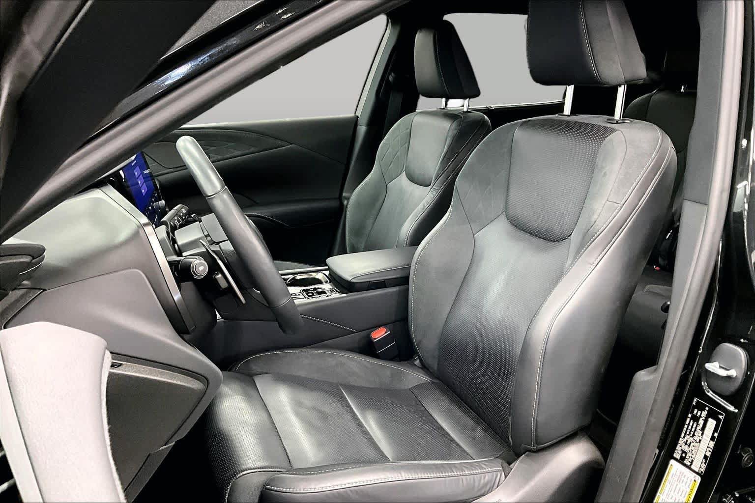 Used 2024 Lexus RX 350 w/ Convenience Package AWD/4WD image 8