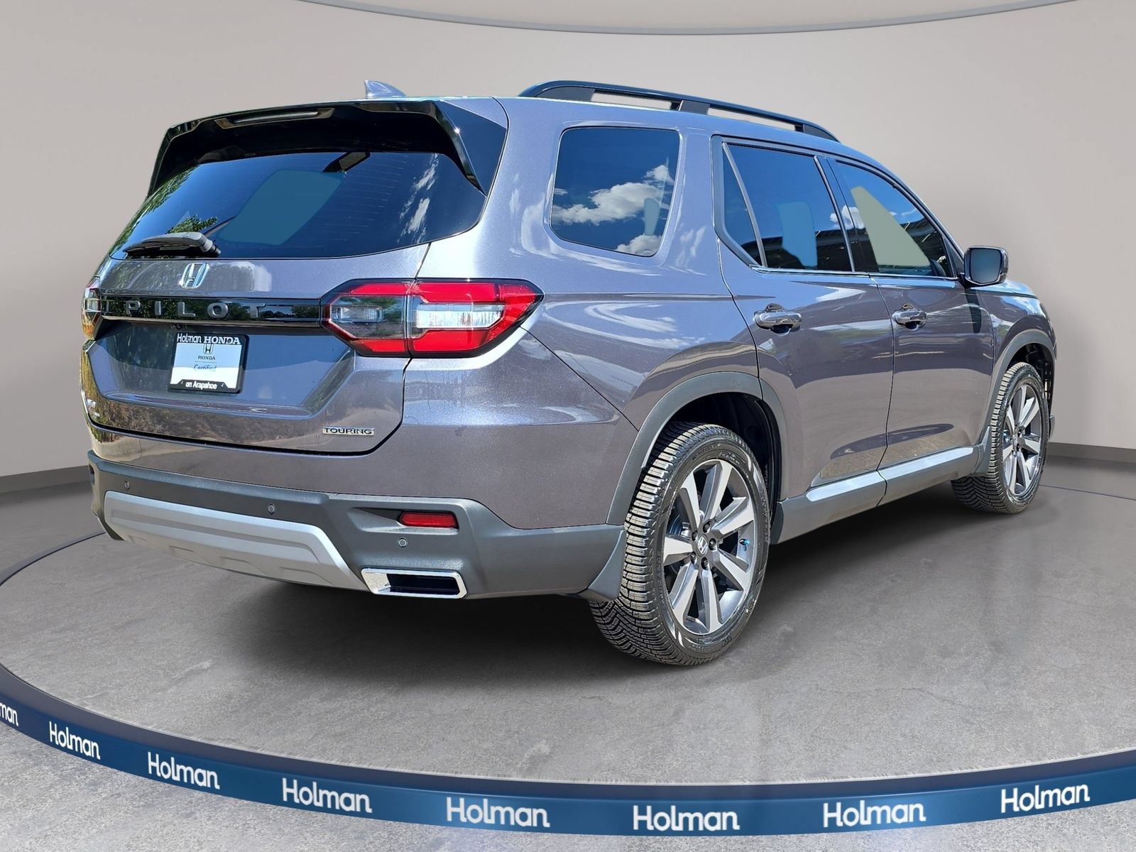 Certified 2024 Honda Pilot Touring image 6