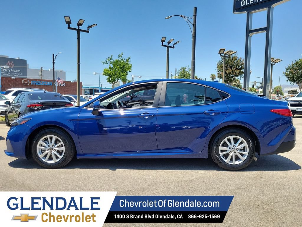 Used 2025 Toyota Camry LE FWD image 14