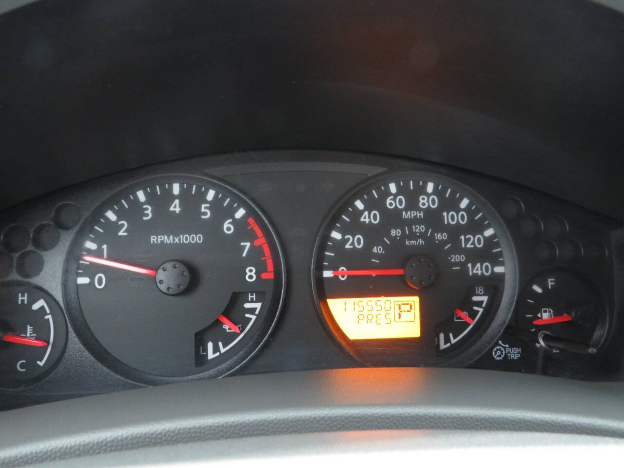 Used 2013 Nissan Frontier SV w/ SV Value Truck Pkg RWD image 16