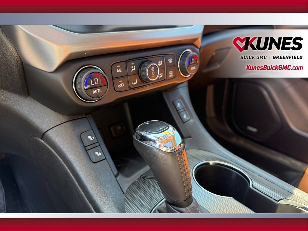Used 2019 GMC Acadia SLT AWD/4WD image 28