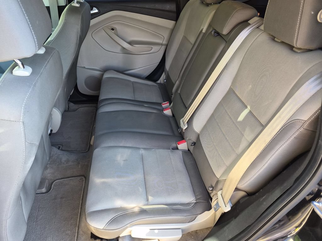 Used 2015 Ford Escape SE FWD image 18