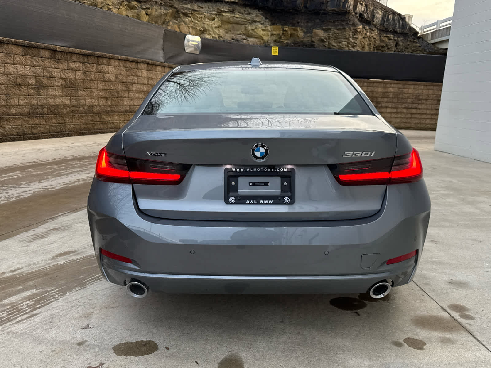 Used 2026 BMW 330i xDrive Sedan w/ Convenience Package image 4