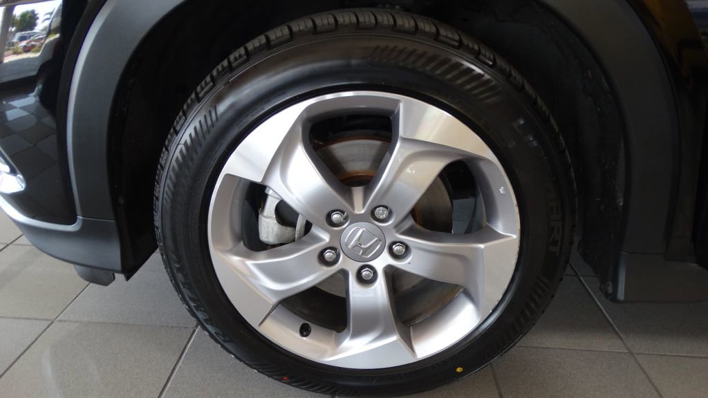 Used 2019 Honda HR-V LX image 14