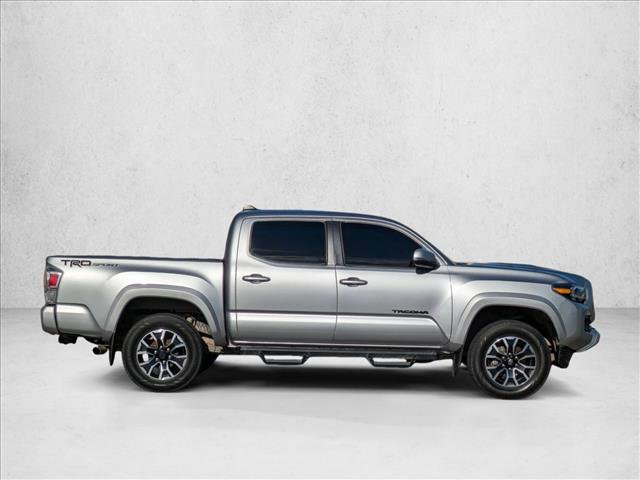 Used 2022 Toyota Tacoma TRD Sport image 4