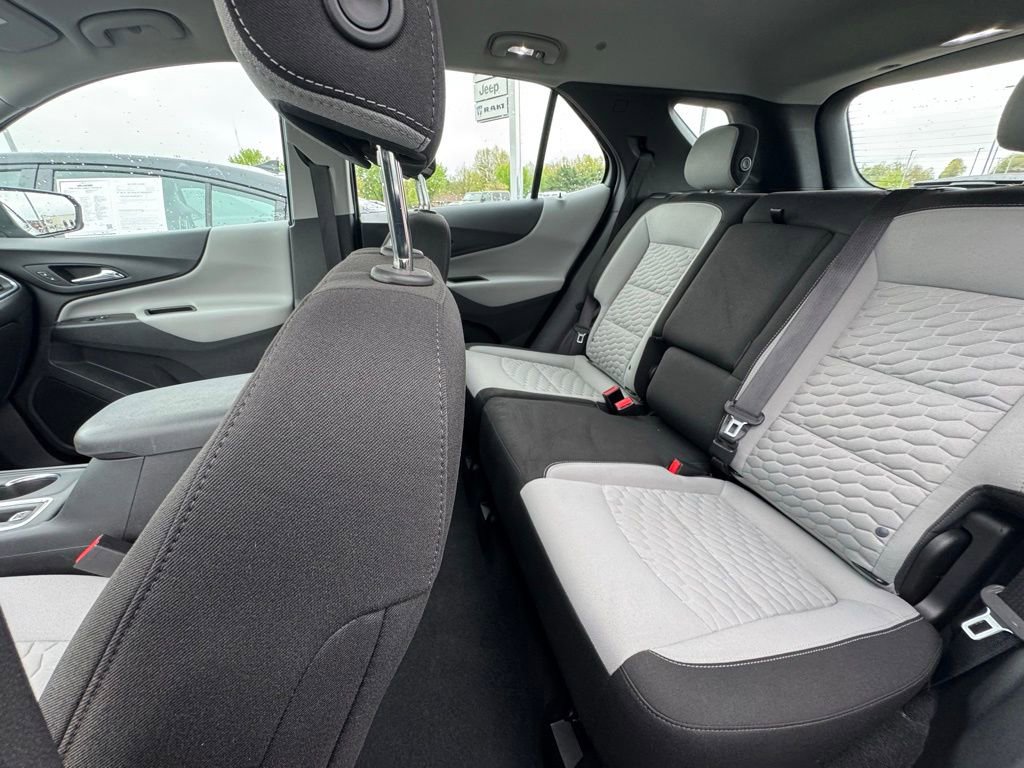 Used 2020 Chevrolet Equinox LS FWD image 19