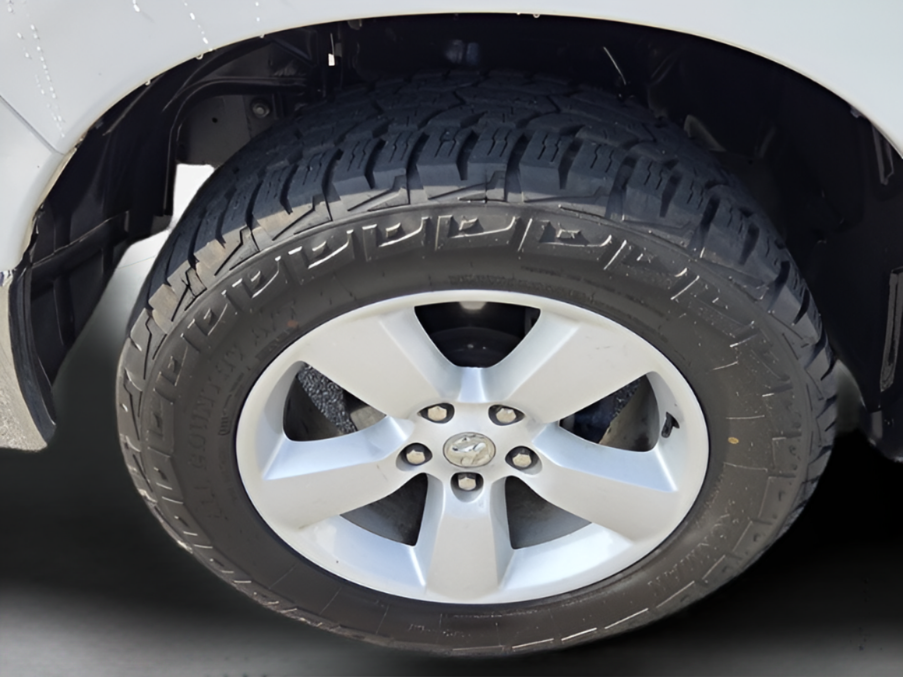 Used 2024 RAM 1500 Classic SLT AWD/4WD image 28