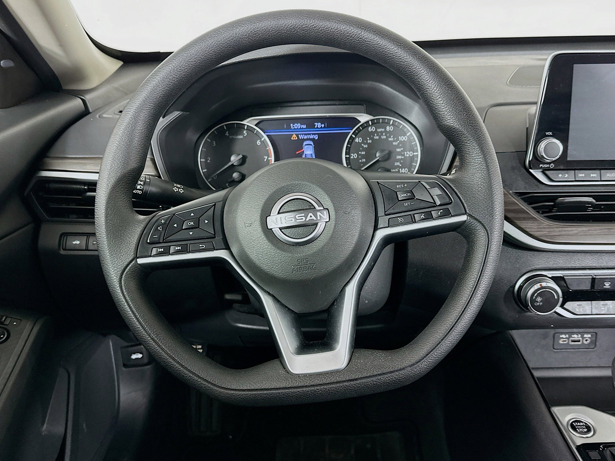 Used 2024 Nissan Altima 2.5 SV image 18