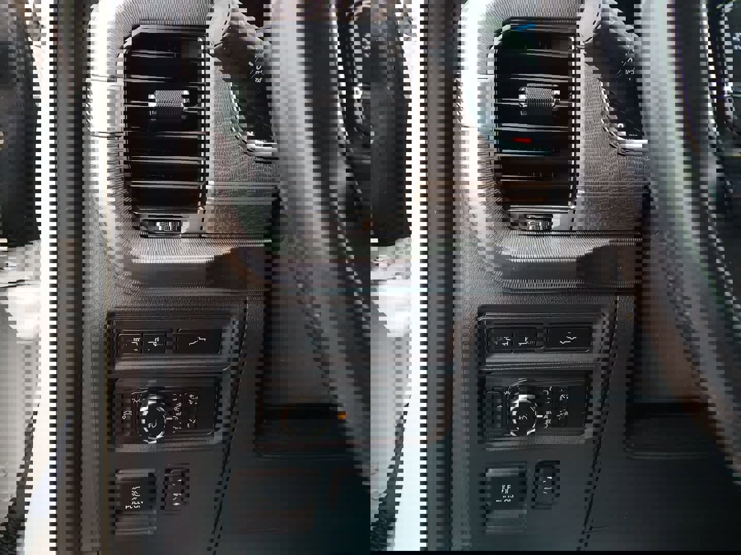 Used 2021 Ford F150 Platinum w/ Equipment Group 701A High image 22