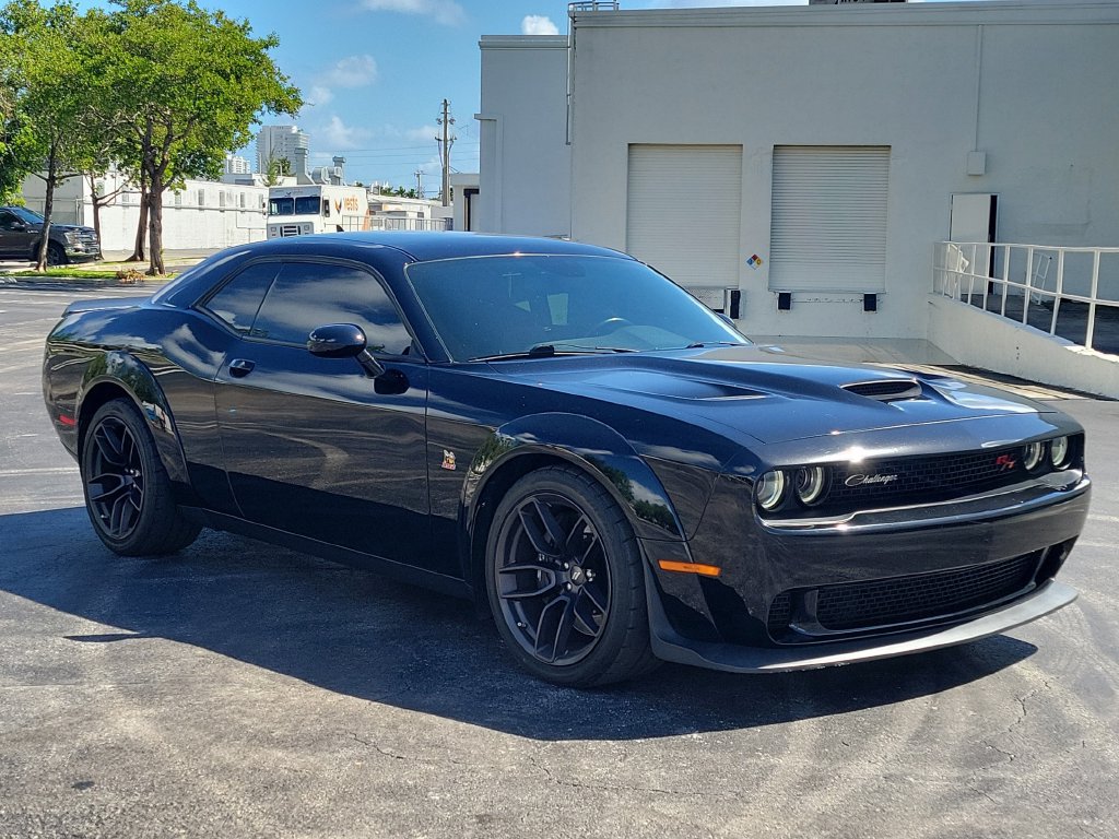 Used 2021 Dodge Challenger R/T Scat Pack RWD image 4