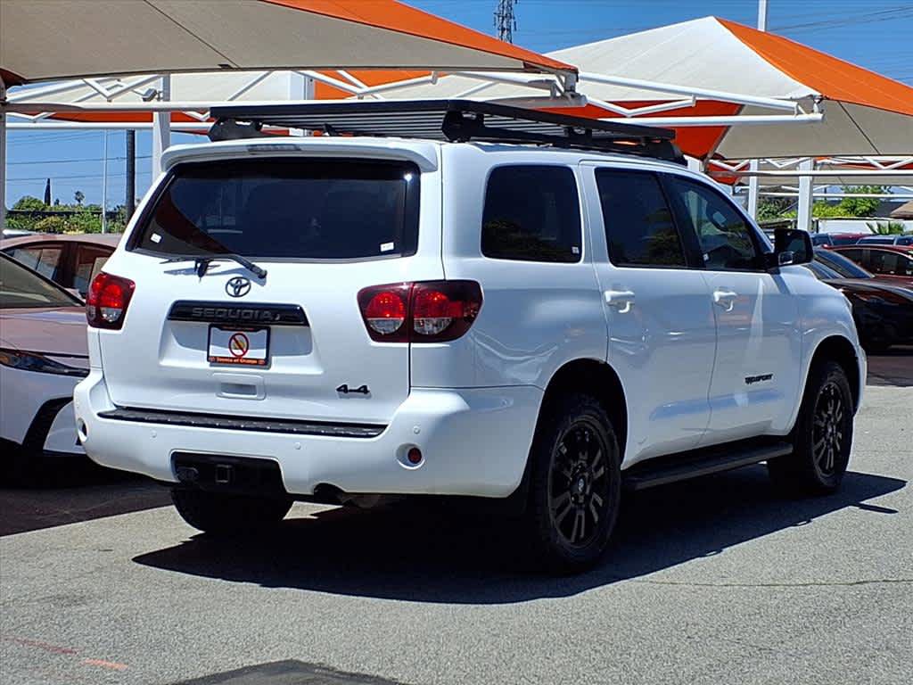 Used 2018 Toyota Sequoia TRD Sport AWD/4WD image 4