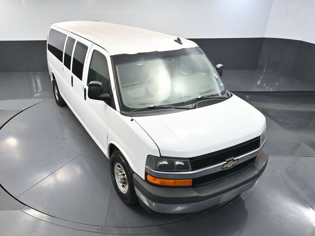 Used 2017 Chevrolet Express 3500 LT w/ LT Preferred Equipment Group RWD image 46