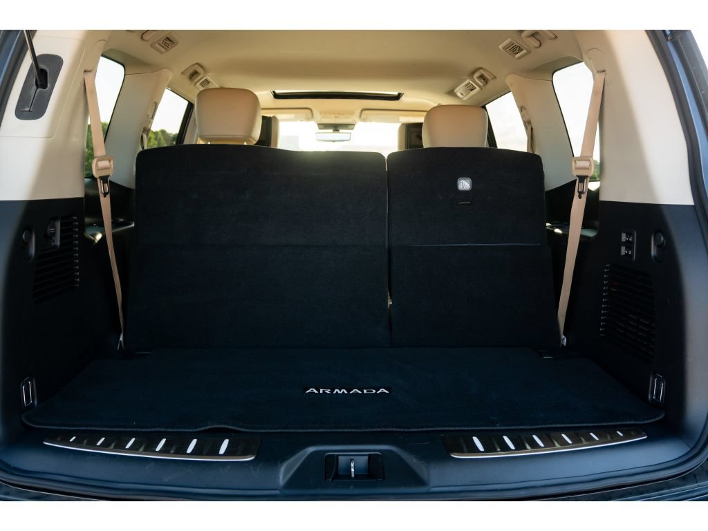 Used 2021 Nissan Armada Platinum w/ Captain's Chairs Package RWD image 17