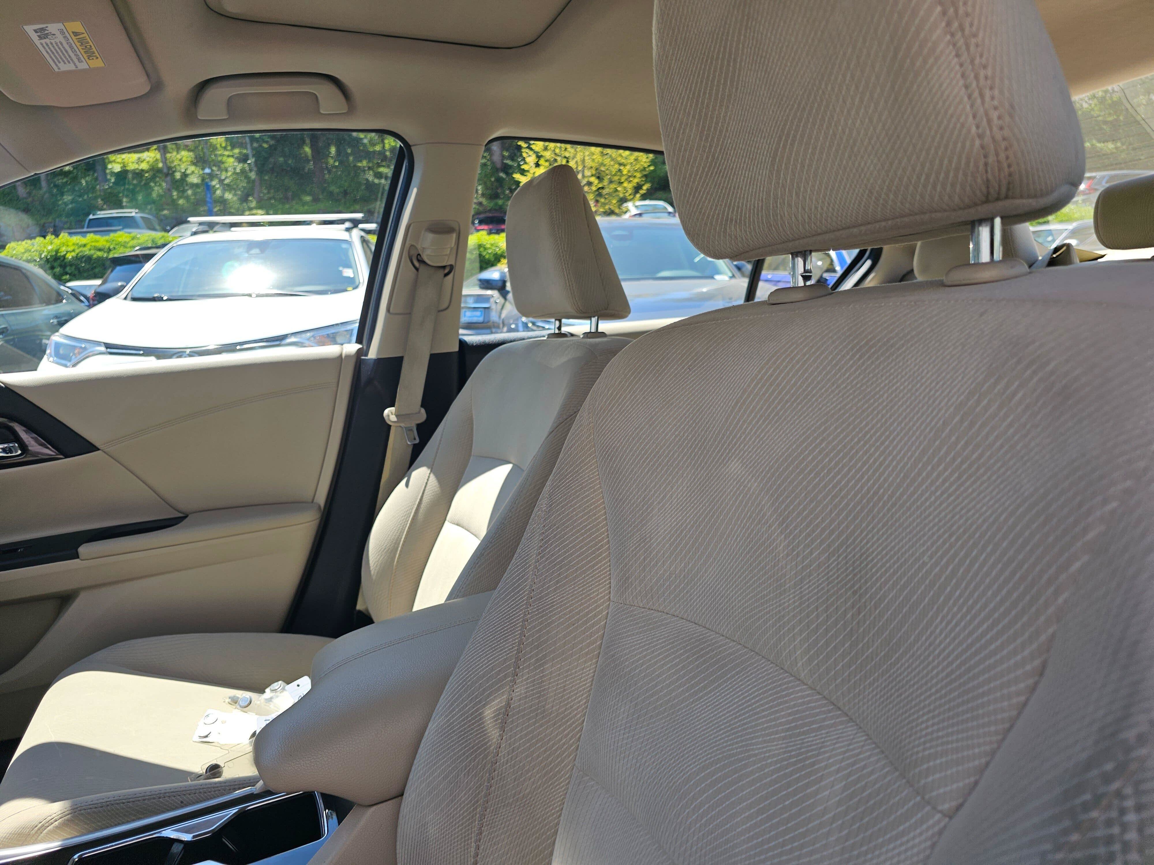 Used 2016 Honda Accord EX image 59