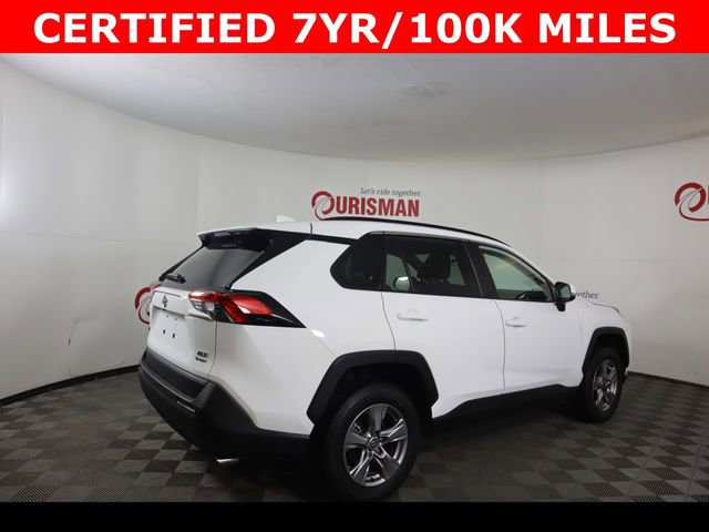 Used 2025 Toyota RAV4 XLE image 12