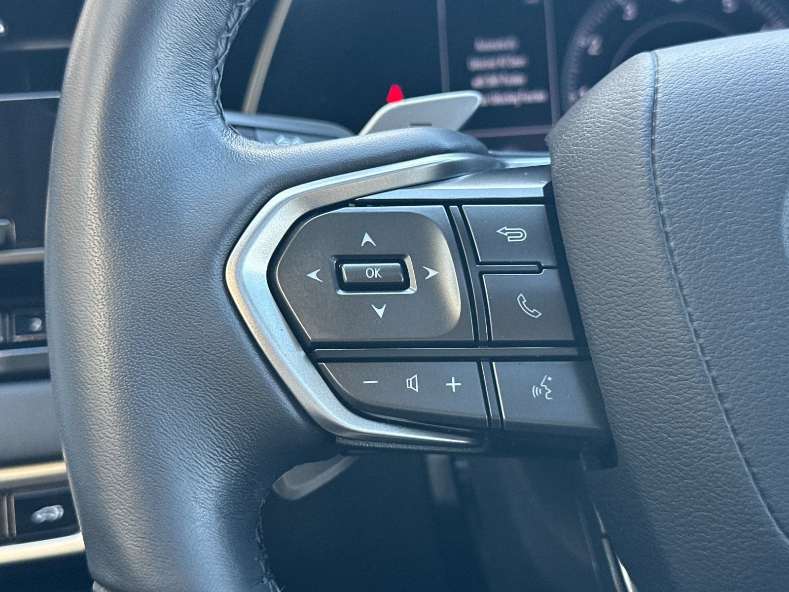 Used 2024 Lexus RX 350 Premium w/ Convenience Package FWD image 28