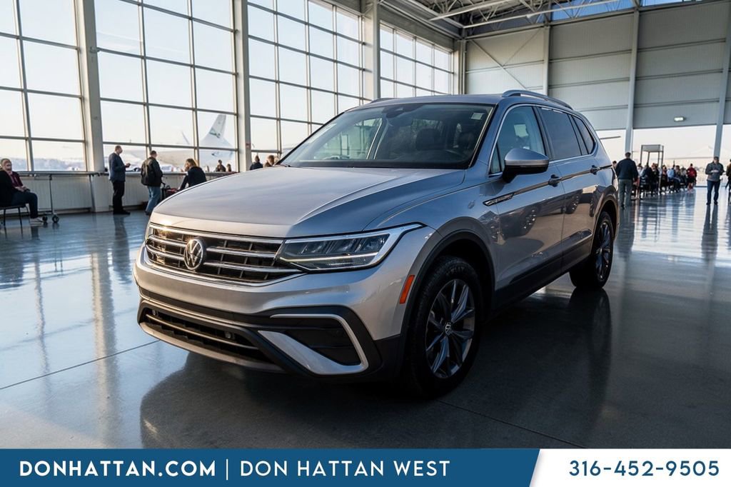Used 2023 Volkswagen Tiguan SE FWD image 28