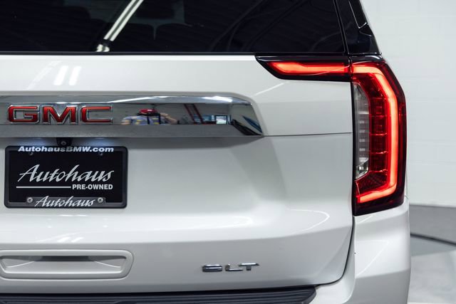 Used 2023 GMC Yukon XL SLT w/ SLT Luxury Package image 8