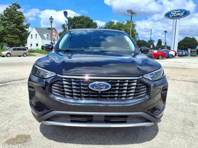 Certified 2023 Ford Escape Active w/ Tech Pack #2 image 2