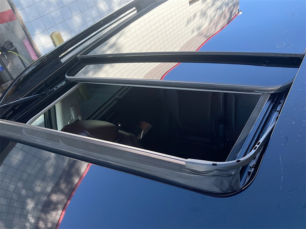 Used 2023 Honda Pilot Elite image 23