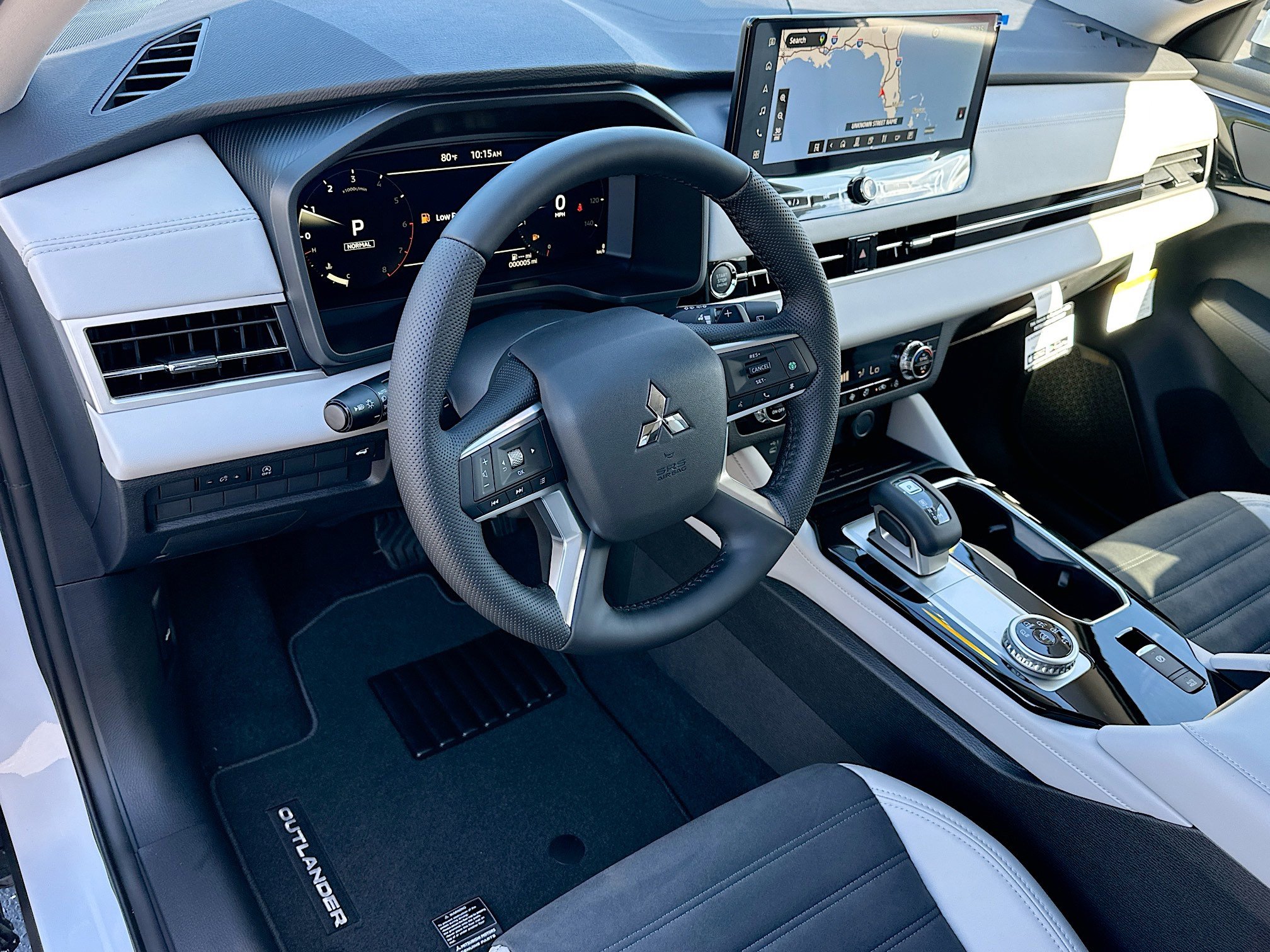 New 2026 Mitsubishi Outlander SE image 6