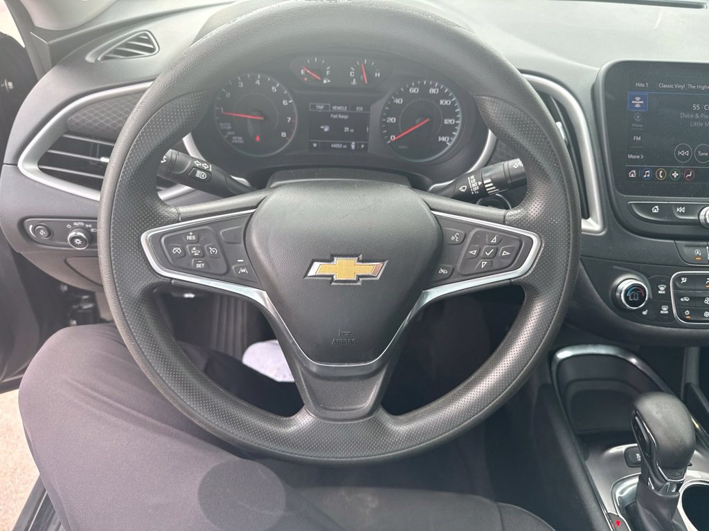 Used 2023 Chevrolet Malibu LT w/ Driver Confidence Package FWD image 11