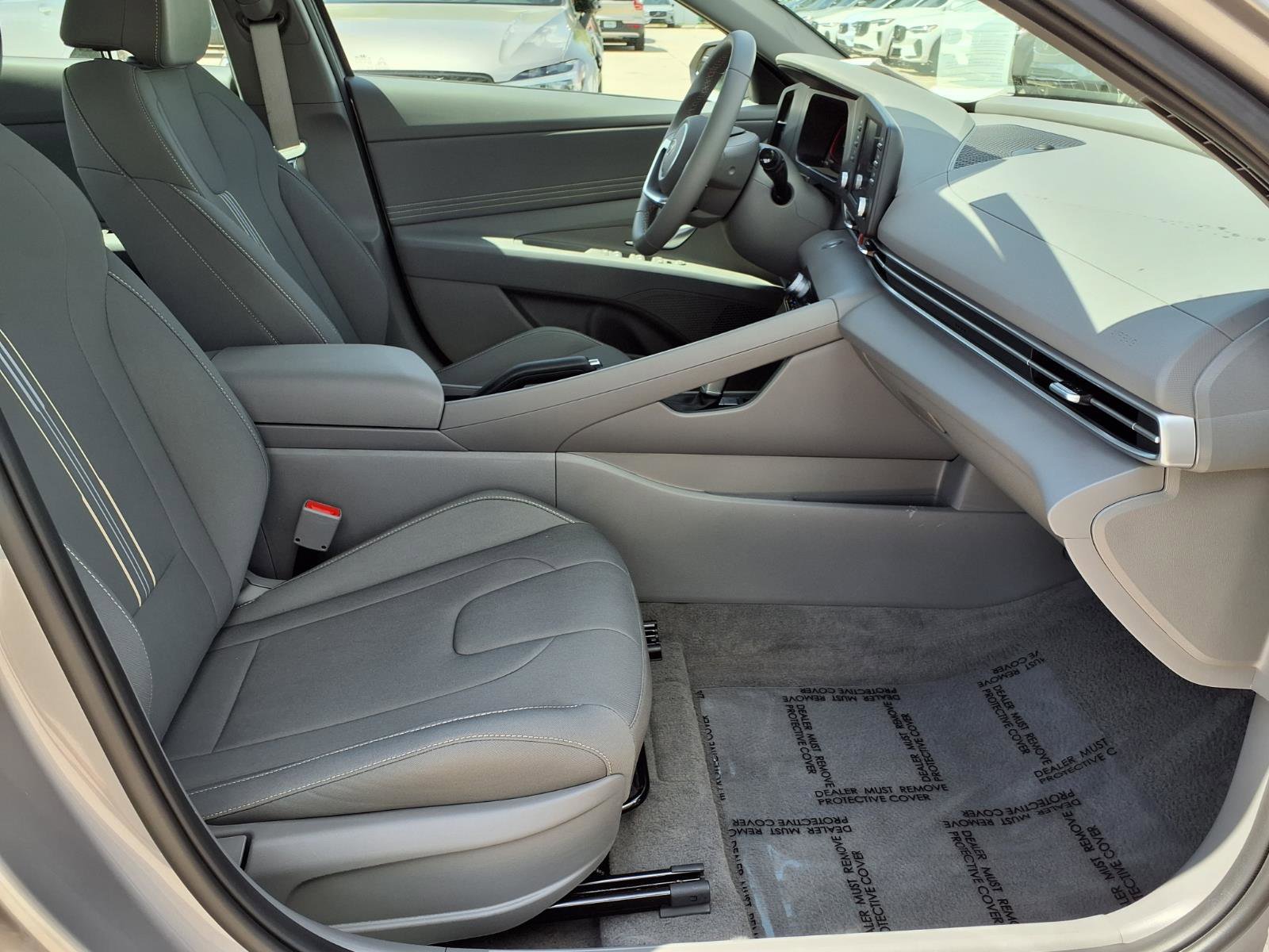 Used 2026 Hyundai Elantra Sport image 11